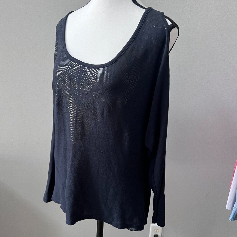 Vans Cold Shoulder 3/4 Sleeve Top in Dark Charcoal‎ Gray in Size Large